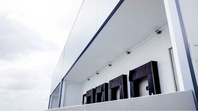 ¿Cómo convertir una nave industrial en vivienda?